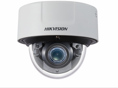 IP-камера Hikvision DS-2CD7126G0-IZS